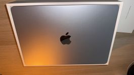 Mac book air 13" M4 2025