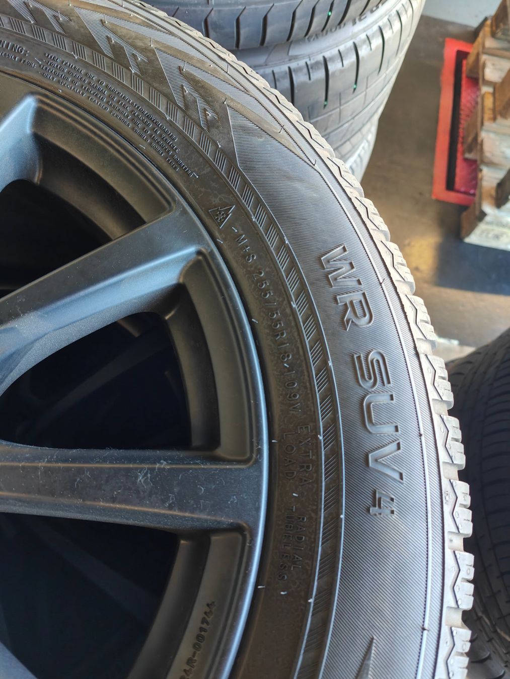Pneumatici & Ruote complete: BMW X5 Winterräder – Usato da Oberengstringen venduto da Reifen-Lagerverkauf 2