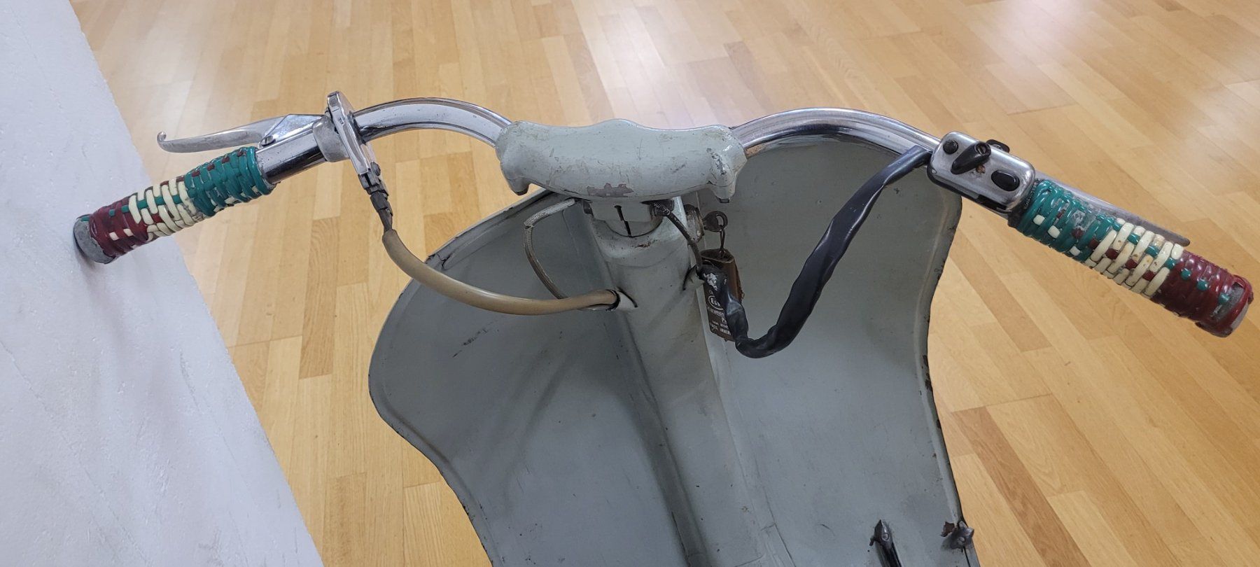 Piaggio Scooter: Vespa 1956 – Usato da Martigny venduto da Philippe3691 9