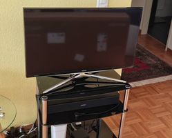TV Samsung 32 inc+mobile in vetro. 
