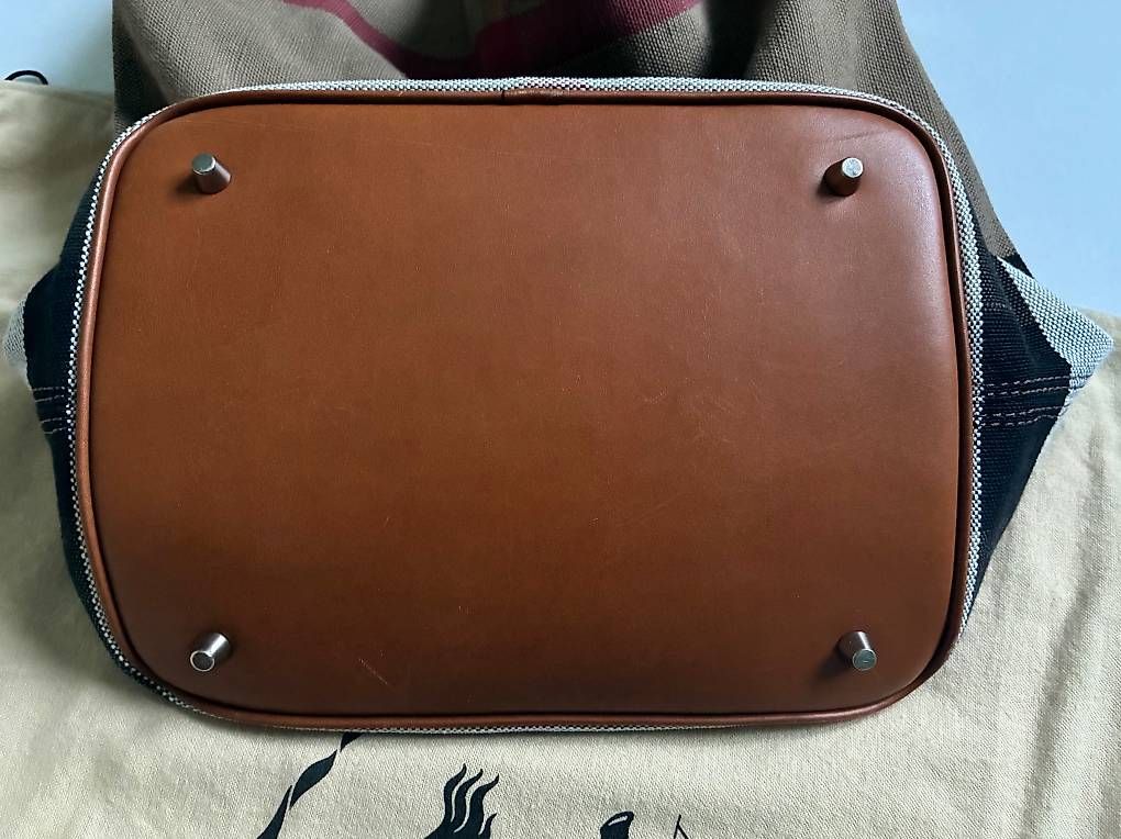 Burberry Borse da donna: Burberry – Usato da Faido venduto da _giulia_ 2