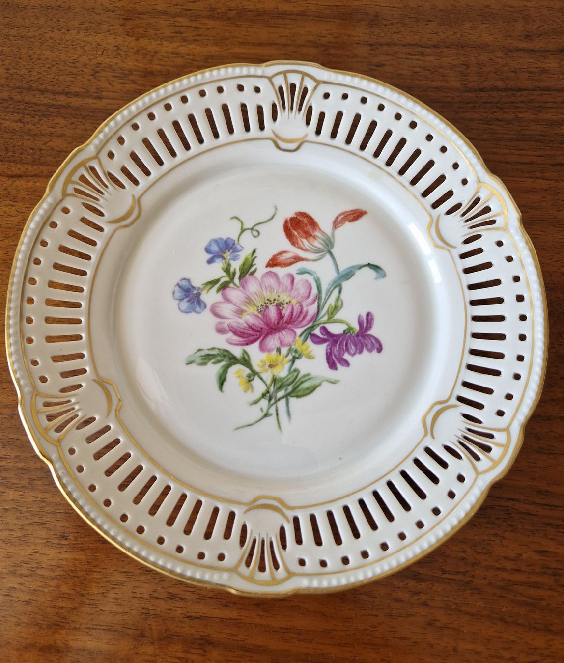 Piatti: Teller mit Blumenmuster, 2 Stück – Nuovo (secondo la descrizione) da Bern venduto da Antikbatik 2