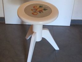 Klavierstuhl Klavierhocker Holz Massiv Weiss Mitte Bestickt