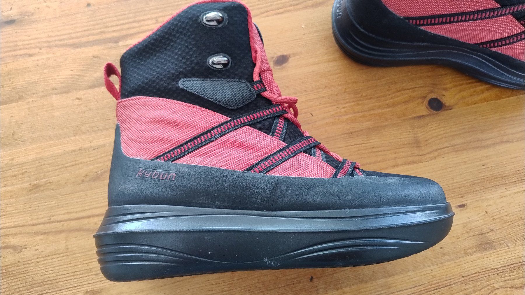 Kybun Scarpe da donna: Kybun Davos Red W Gr. 37 – Usato da Felben-Wellhausen venduto da Wisi35 2