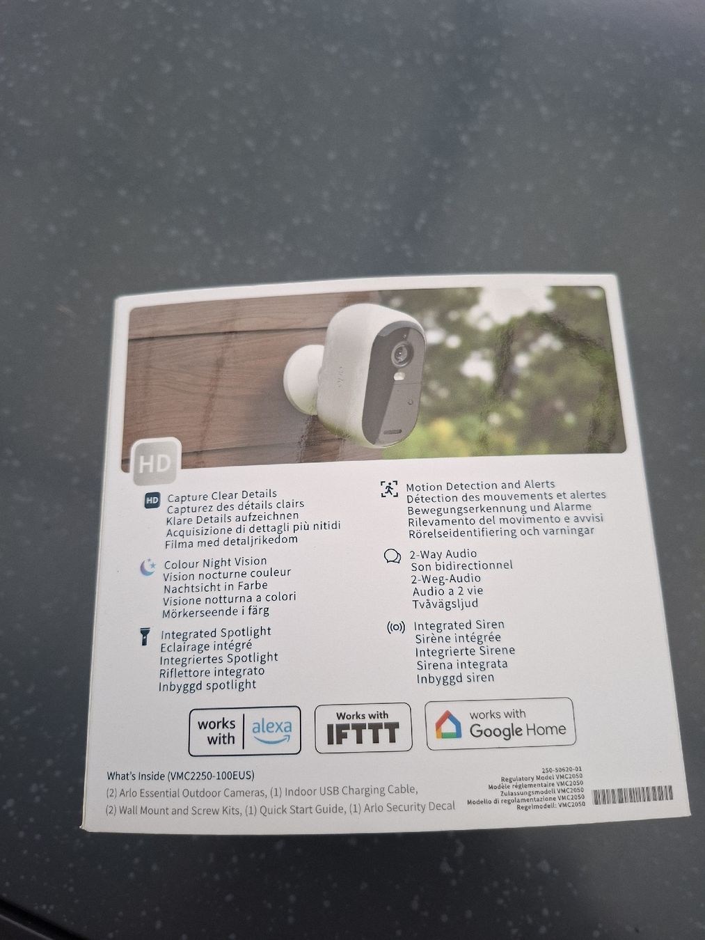 Arlo Videocamere: 2 Arlo Essential Outdoor Cameras, Kabellos – Nuovo (secondo la descrizione) da Sargans venduto da blauberg 2
