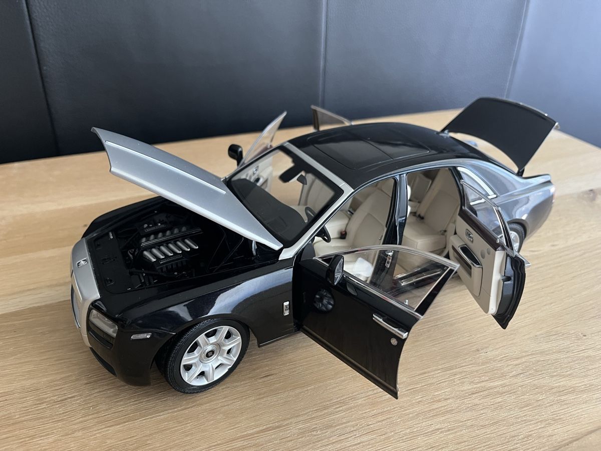 Kyosho Voitures modèles: Rolls-Royce Ghost 1/18 Kyosho – D'occasion à Léchelles par Mlinspiration 8