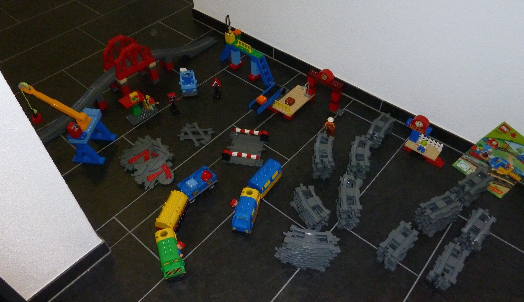 Lego Jouets: Riesiges Lego Duplo Eisenbahn-Set – D'occasion à Wagenhausen par Kahlen 1