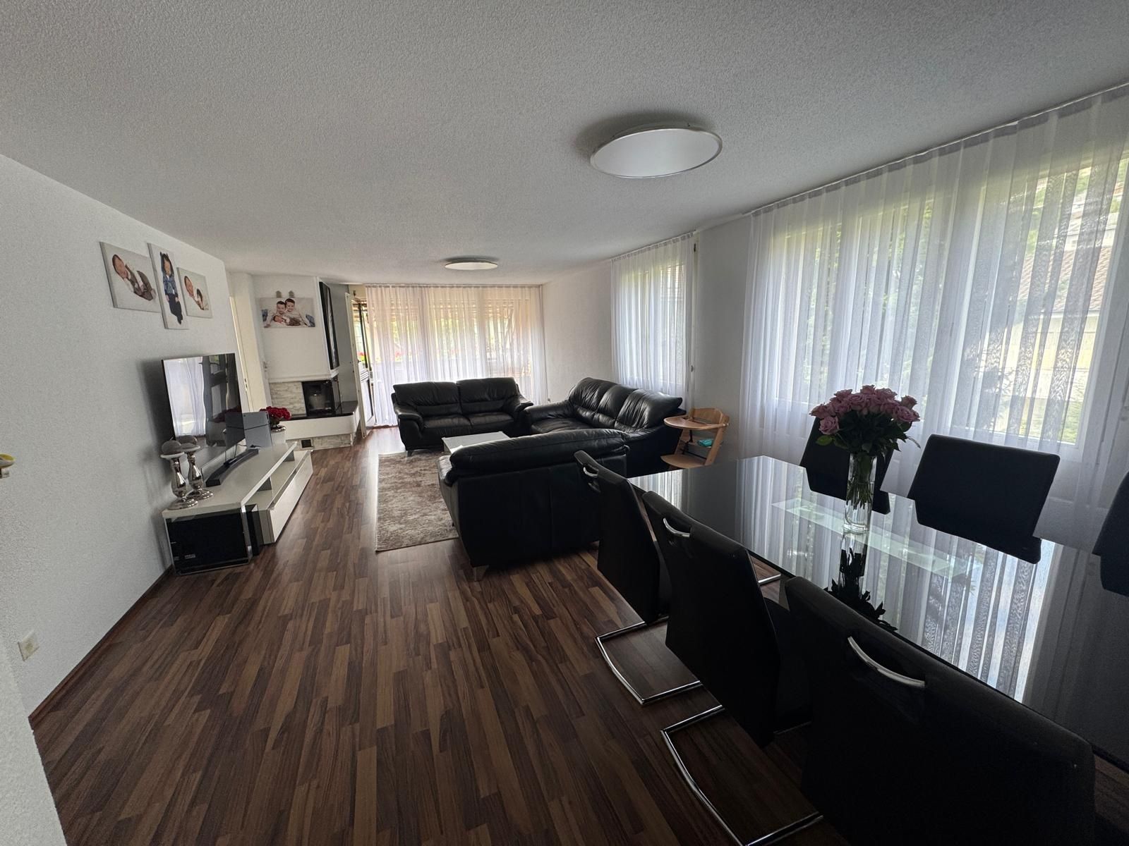 Divani: Komplettes Wohnzimmer-Set - Top Zustand – Usato da Oensingen venduto da alby90