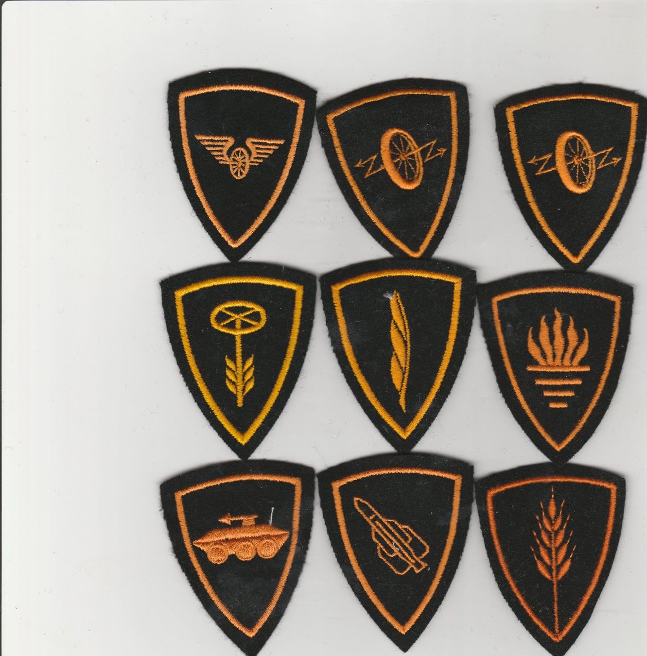 Schweizer Armee Plaketten & Abzeichen: 9 Oberarm Abzeichen – Neu (gemäss Beschreibung) aus Felben-Wellhausen von Badge95