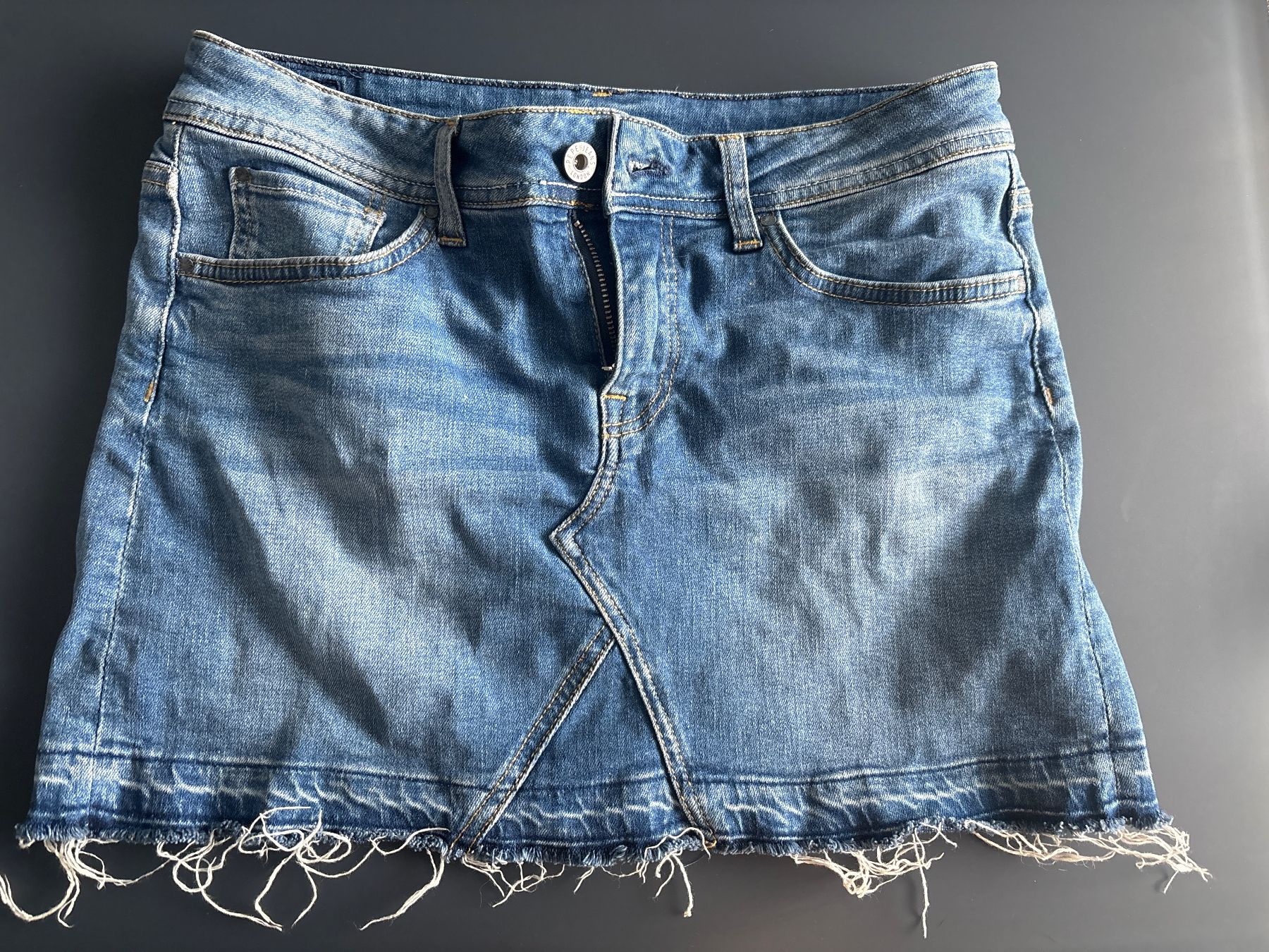 Pepe Jeans Gonne: Pepe Jeansrock – Usato da Lumino venduto da Red53