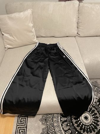 Adidas Trainingshose schwarz