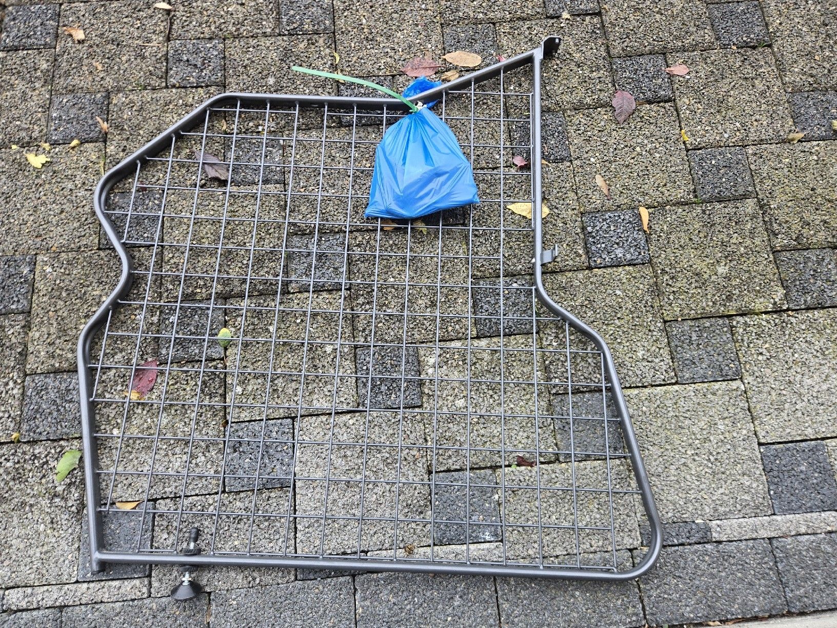 Gabbie, trasporto & Sicurezza: Hundegitter Marke Travall – Nuovo (secondo la descrizione) da Fahrwangen venduto da Salini 3