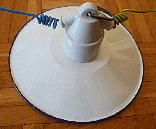 Lampade: Email - Lampe mit Sicherungsschutz – Usato da Effretikon venduto da Heimstudio 4
