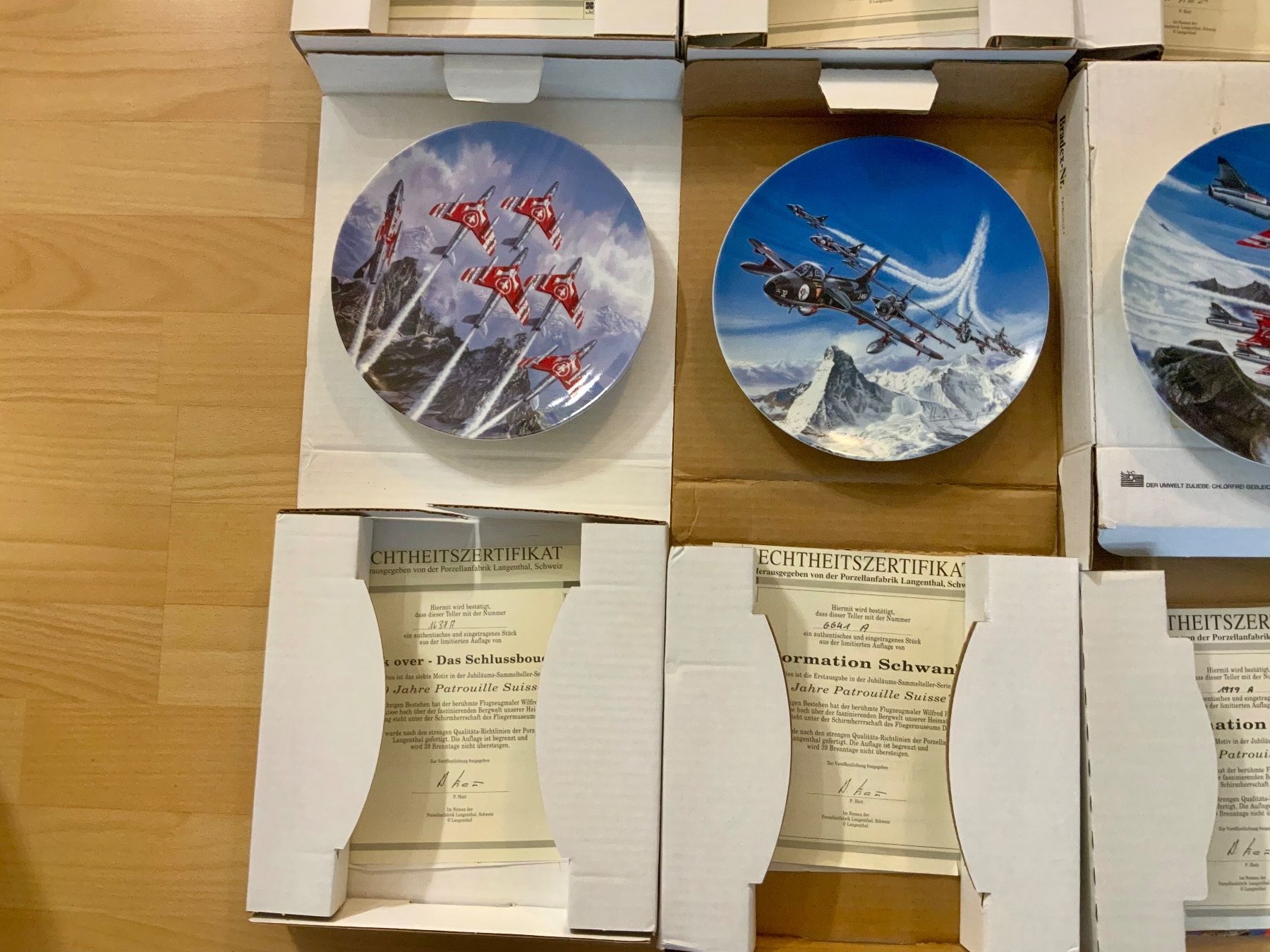 Placchette & Badge: Patrouille Suisse Hunter Kunstteller Luftwaffe Aviatik – Nuovo (secondo la descrizione) da Thun venduto da LGBgartenbahn 1