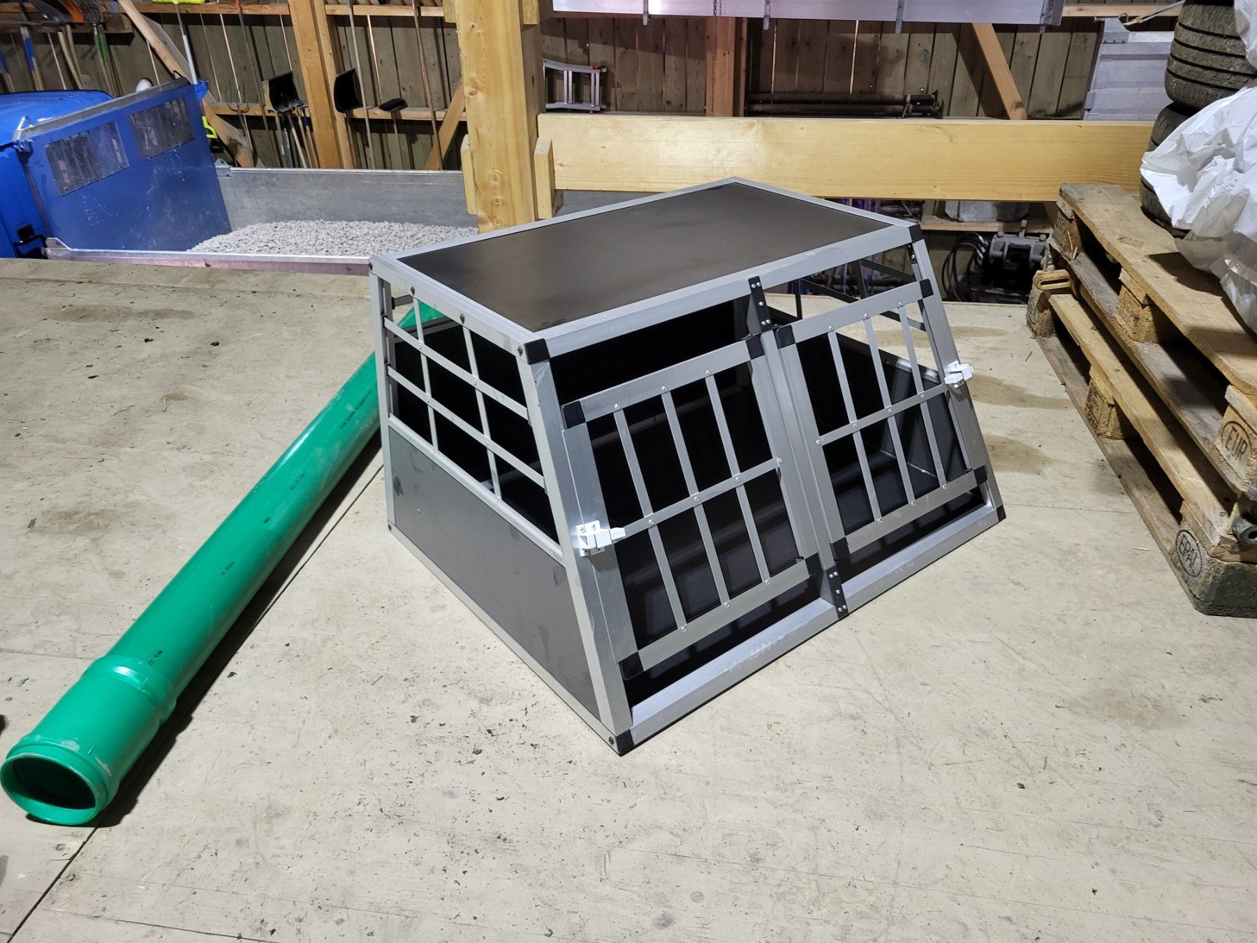 Käfige, Transport & Sicherheit: Autohundebox – Gebraucht aus Saland von Jpf730