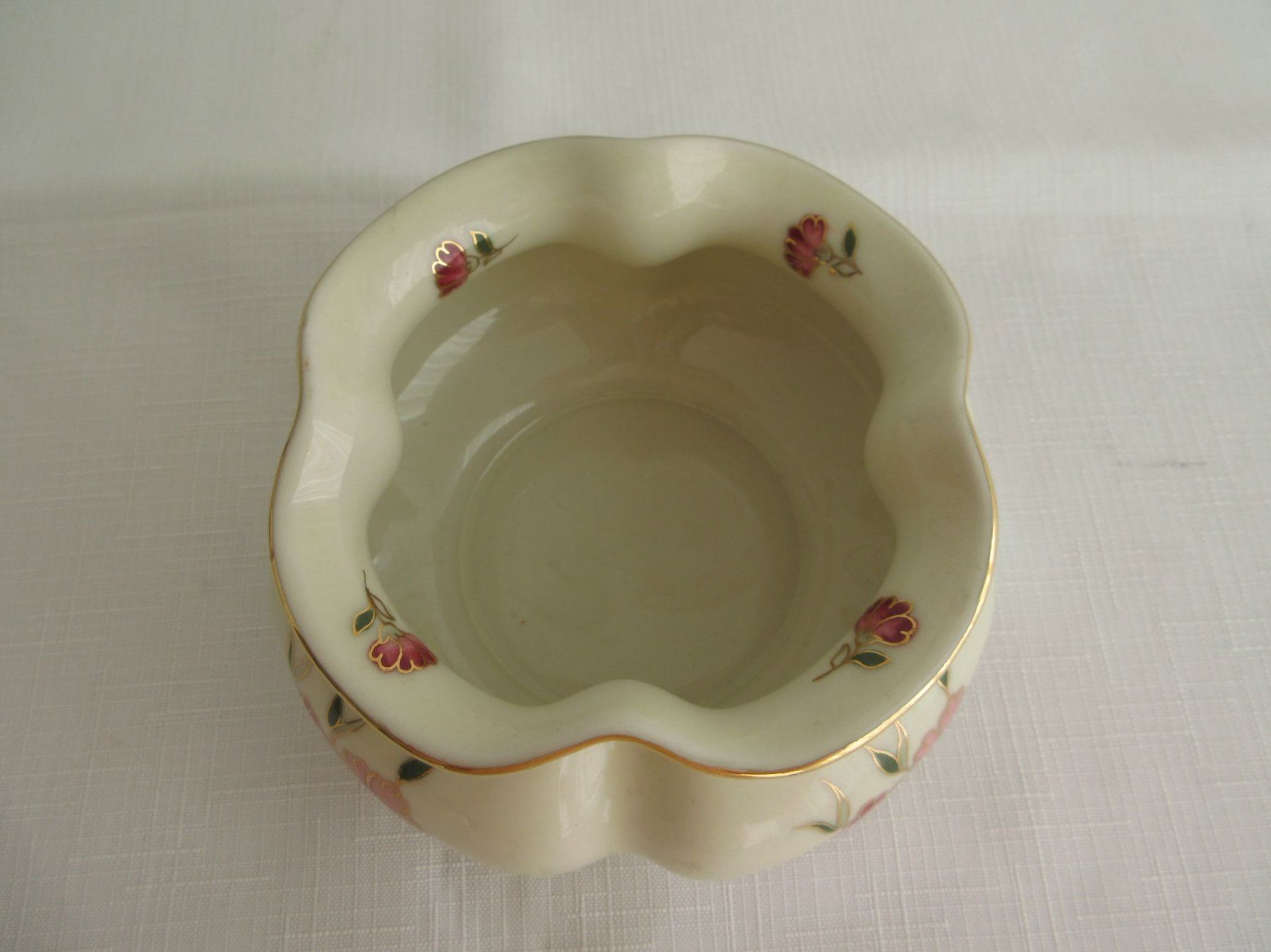 Piatti di portata: Schale von Zsolnay / Ungarn, "Tomatenschale" – Usato da Binningen venduto da Oldfashion 2