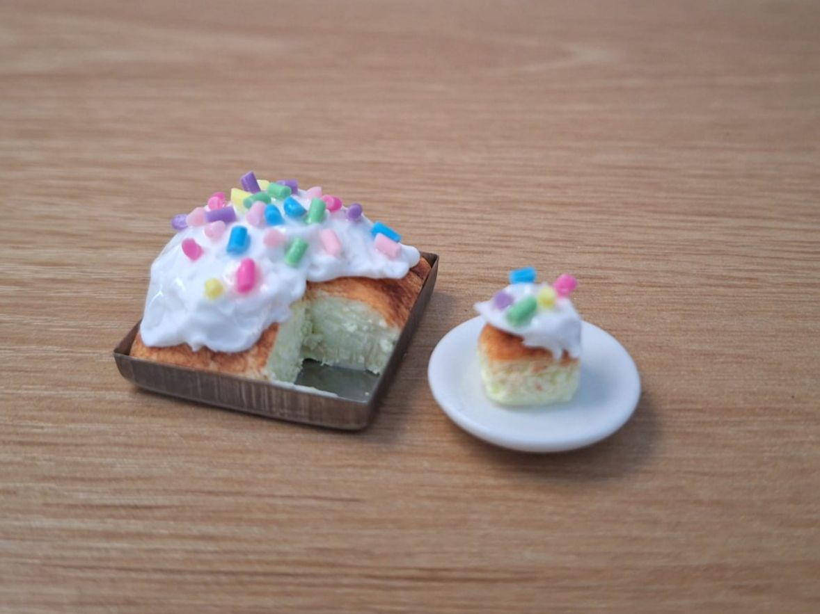Case e mobili per bambole: Handmade Blechkuchen mit Streuseln – Nuovo (secondo la descrizione) da Zürich venduto da HandmadeTinyFood 2