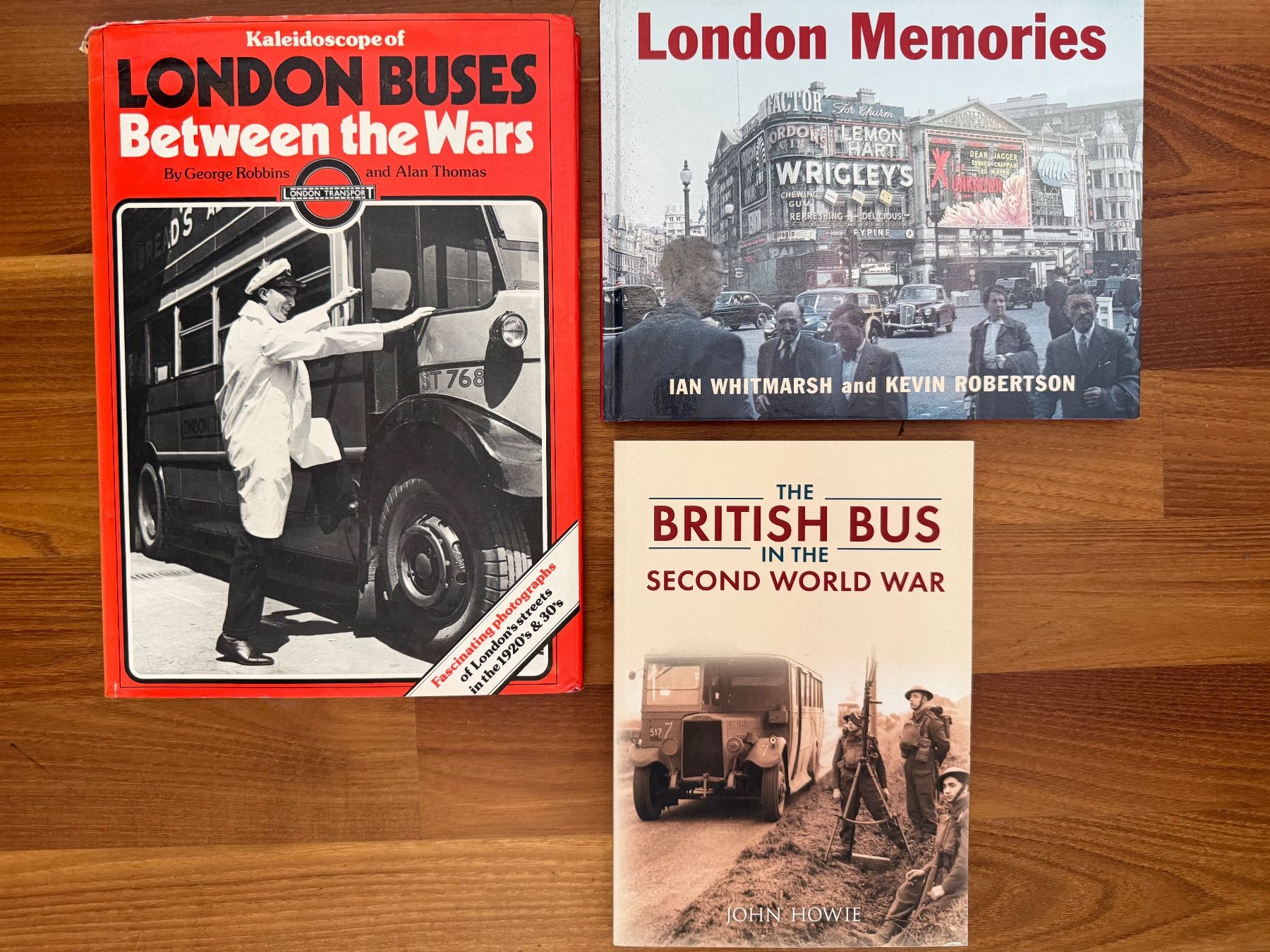 Libri: Buchset Englische Busse – Usato da Meisterschwanden venduto da vierlivier1965