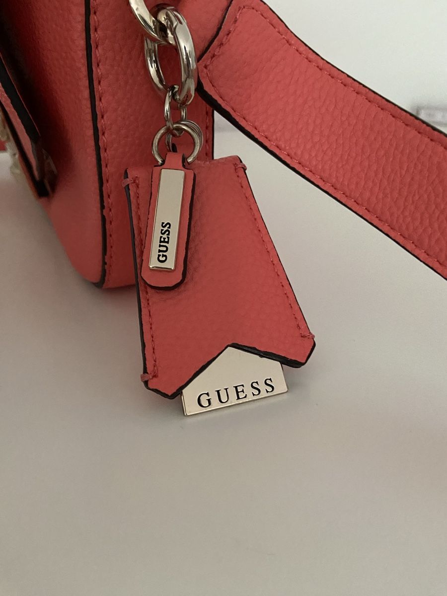 Guess Borse da donna: Guess Tasche – Usato da Bülach venduto da kittygismo 3