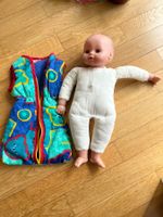 Puppe mit Schlafsack