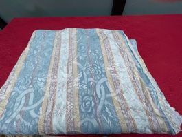 Elegante klassische Bettdecke / Bettüberwurf 240x220cm