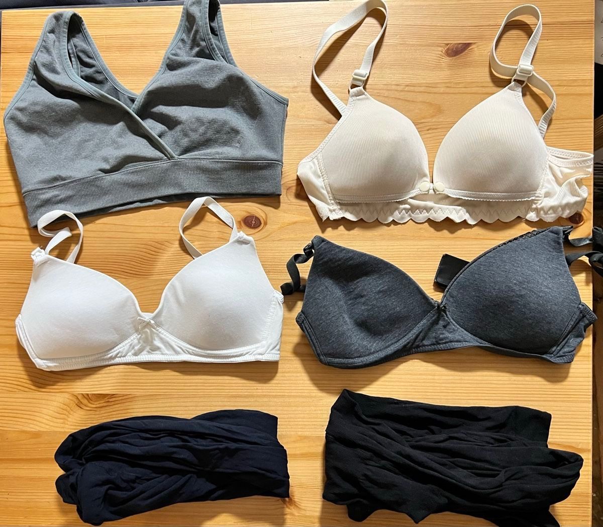Lotti di vestiti: Still-Shirts und Still BHs S/M – Usato da Männedorf venduto da aztamindenet 1