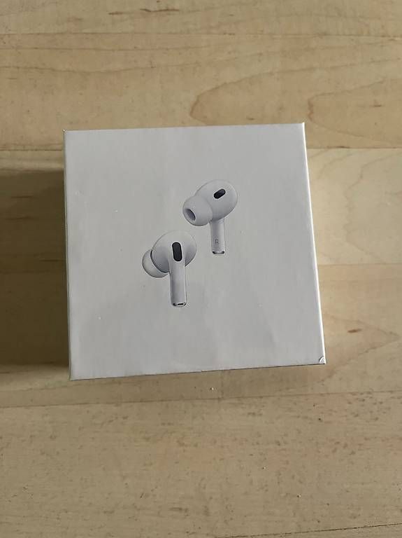 Kopfhörer: Airpods Pro 2nd Generation – Neu und originalverpackt aus Kehrsatz von eli_t65q