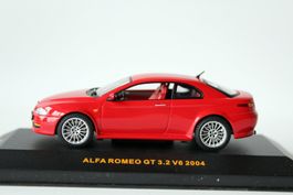 IXO MODELS 1:43, Alfa Romeo GT 3.2