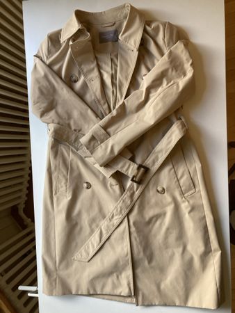 Trenchcoat in gutem zustand 2x benutz