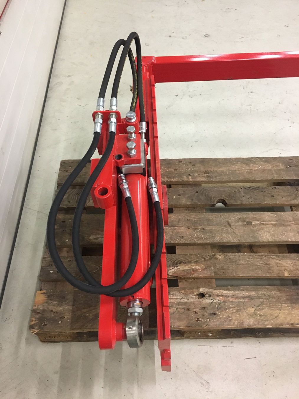 Carrelli elevatori e a forche: Kistendrehgerät Stapler ISO 2 – Nuovo (secondo la descrizione) da Roggliswil venduto da Eegon1 1