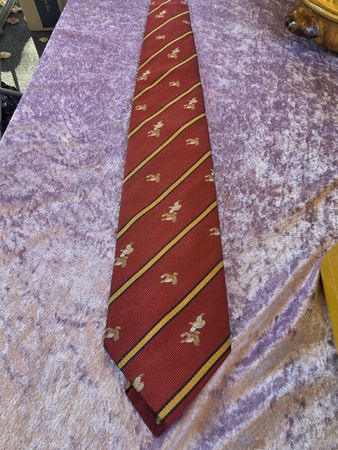 Krawatte Highlander rot mit Tiermotiv neu mit Etikett