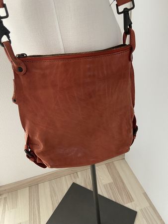 Umhängetasche aunts & uncles Leder orange