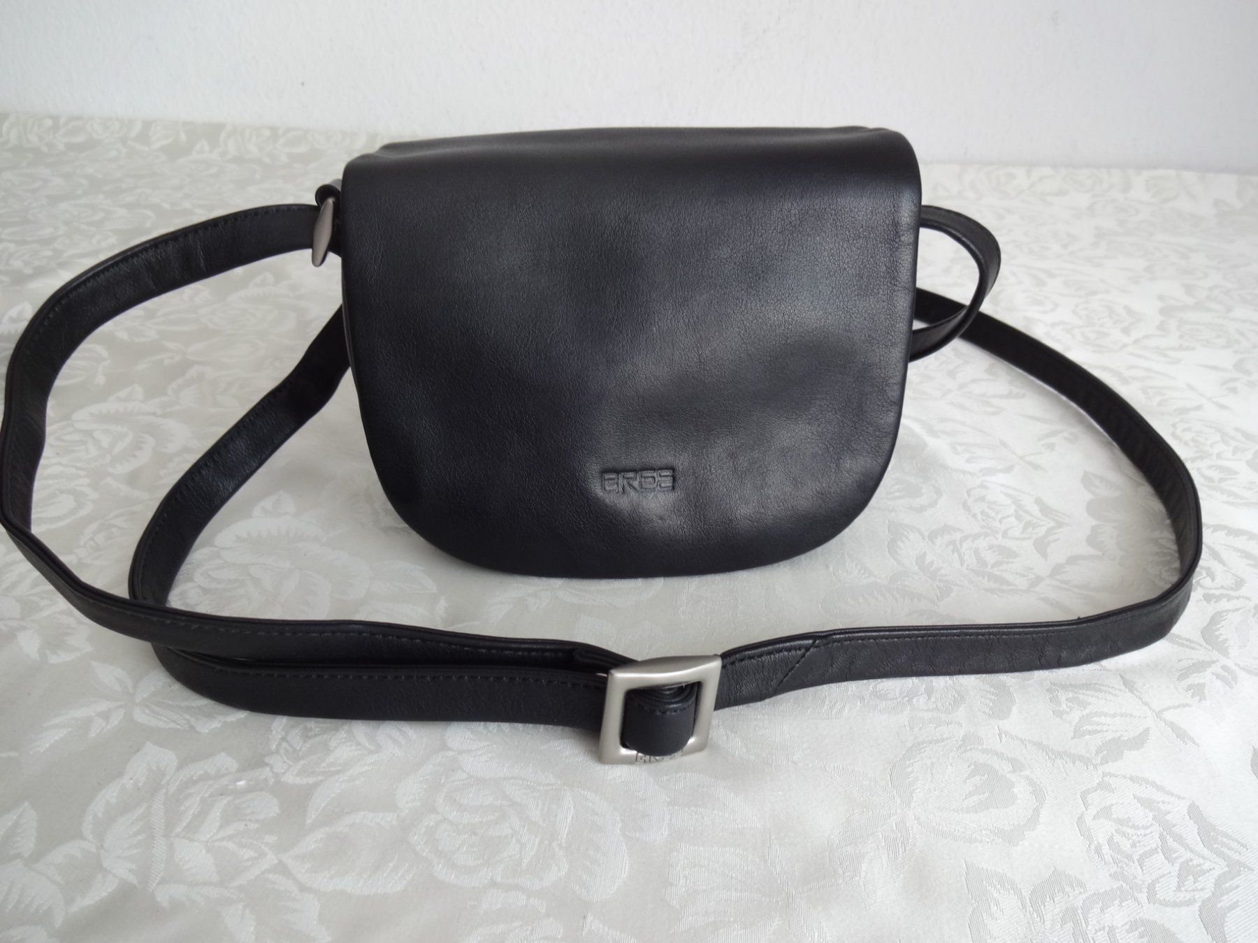 Bree Taschen für Damen: """ B R E E """ Echtleder Schwarze Umhängetasche. – Neu (gemäss Beschreibung) aus Frauenfeld von Riaa