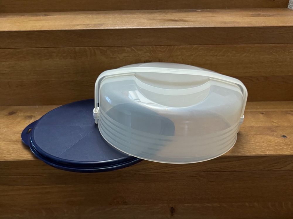 Tupperware Tortenbehälter (Gebraucht) in Herzogenbuchsee für CHF 25 ...