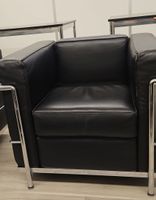 Klassischer Ledersessel Le Corbusier LC2 - Replika!