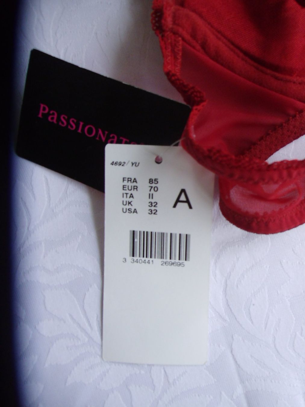 Passionata Altra biancheria intima: BH 85 A von Passionata, dunkelrot – Nuovo e nell'imballaggio originale da Walenstadt venduto da Pluisa 3