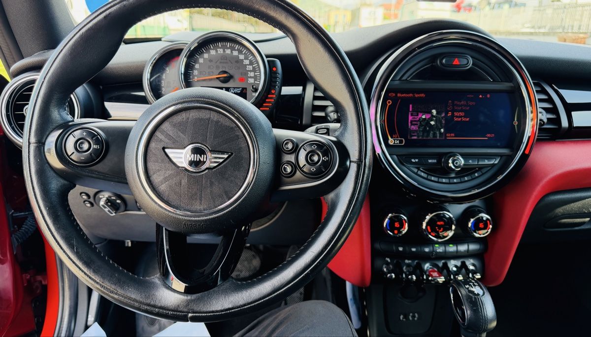 Mini Autos: Mini Cooper 1.5D Automatica!  – D'occasion à Gordola par fab_mgb2 5