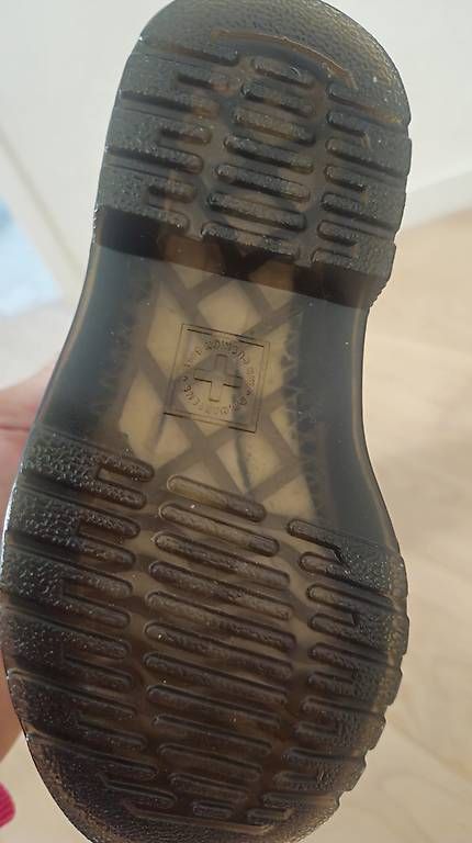 Chaussures hommes: Mr.Martens gr.24 with Bouncing Soles – Neuf avec emballage d'origine à Flurlingen par Nicole_Koogoo 1