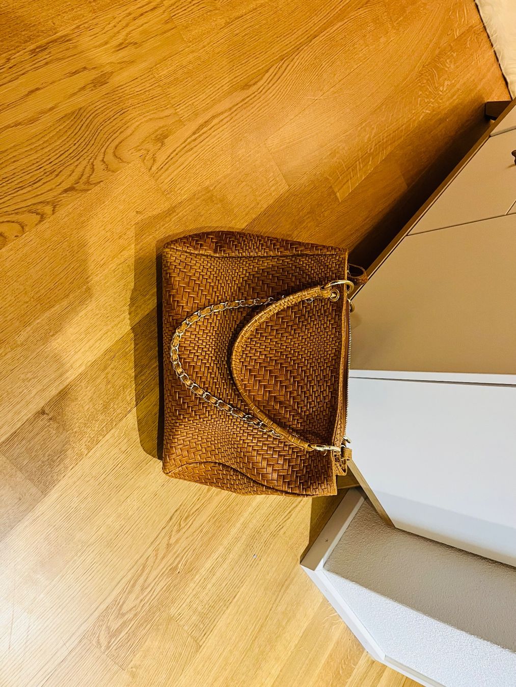 Sacs femmes: Handtasche – Neuf (Voir description) à Männedorf par gilaaisha