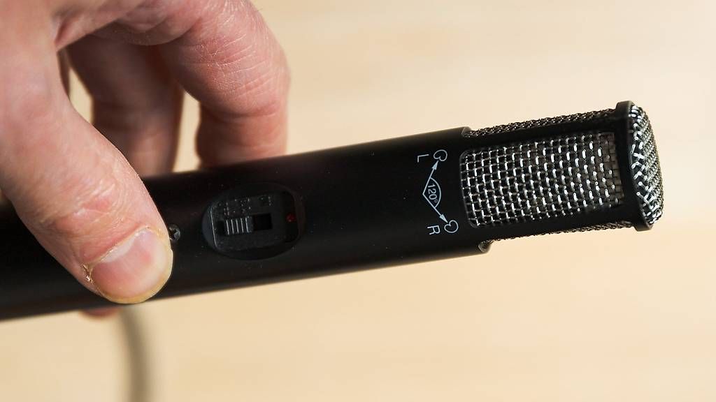 Beyerdynamic Mikrofone: Micro stéréo Beyerdynamic MCE 72 – Gebraucht aus Chatel-St-Denis von E10 2