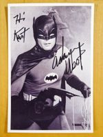 Adam West, Original Autogramm auf Foto in s/w