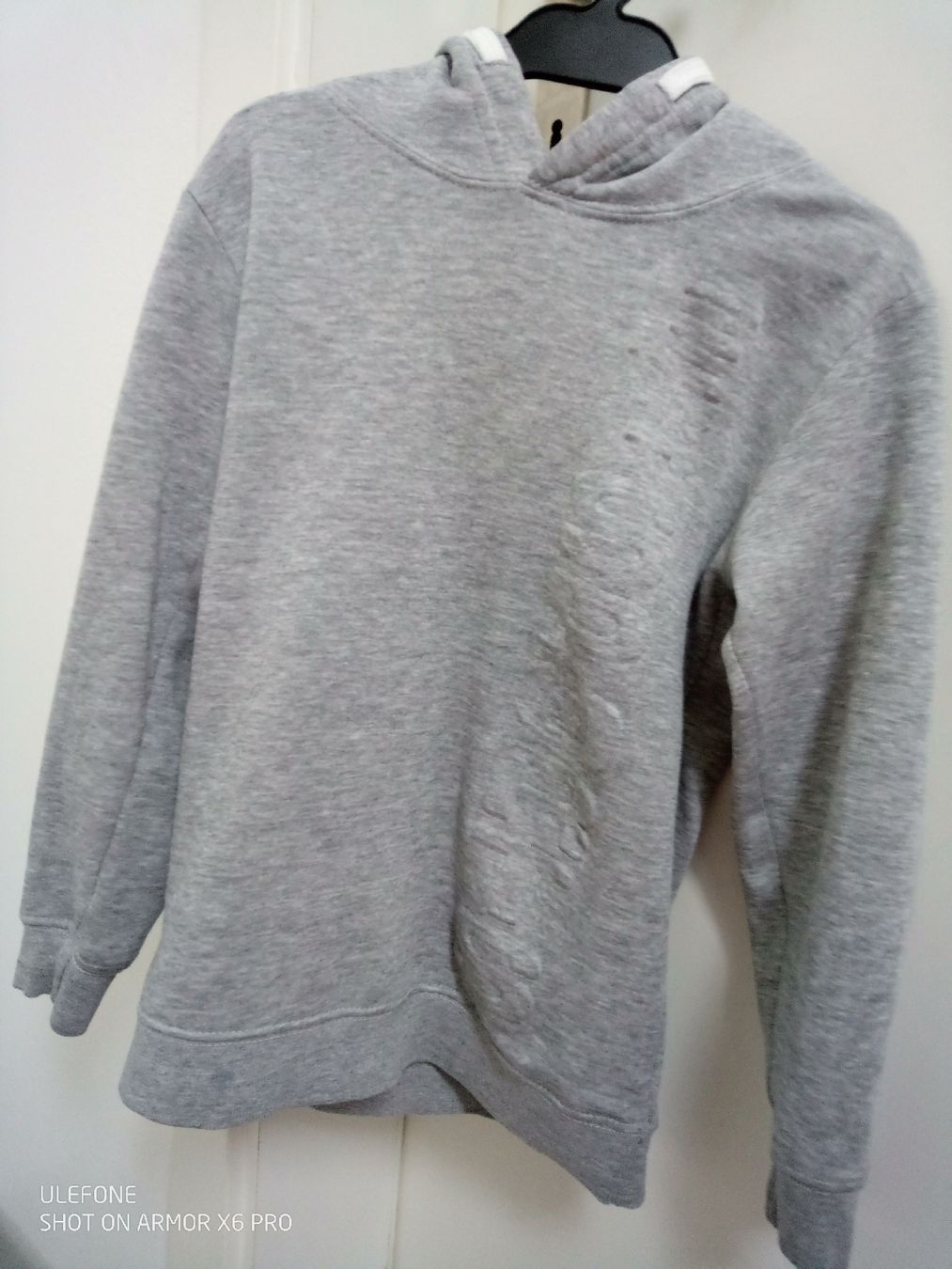Maglioni & Felpe: Kapuzenpullover /Hoddie, Pulli Grösse 134 – Usato da Volketswil venduto da Car1 4