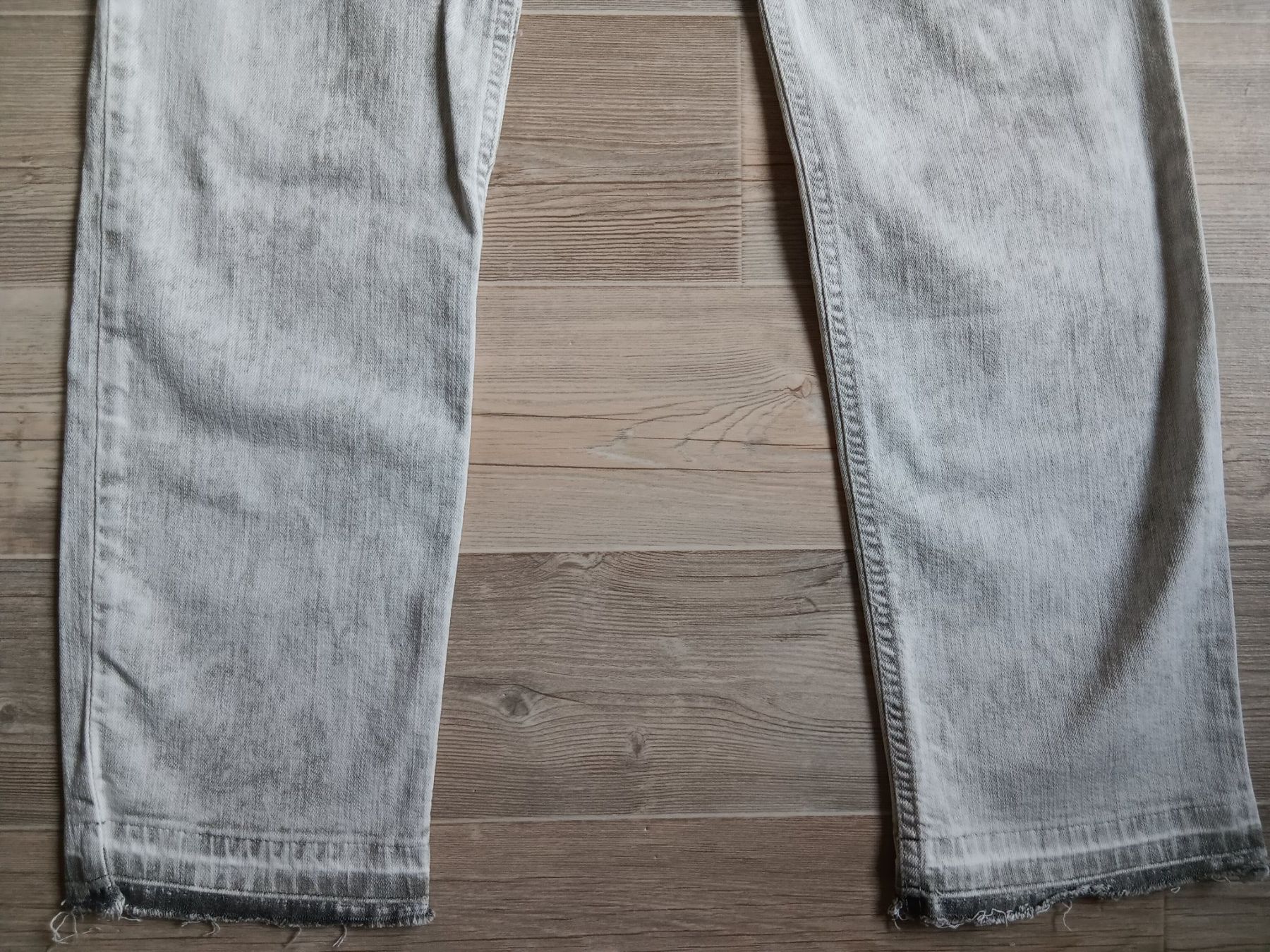 Jeans: MAC Jeans CARRIE PIPE taille / Grosse 38 – Usato da Cossonay-ville venduto da Super-Price-Quality 3