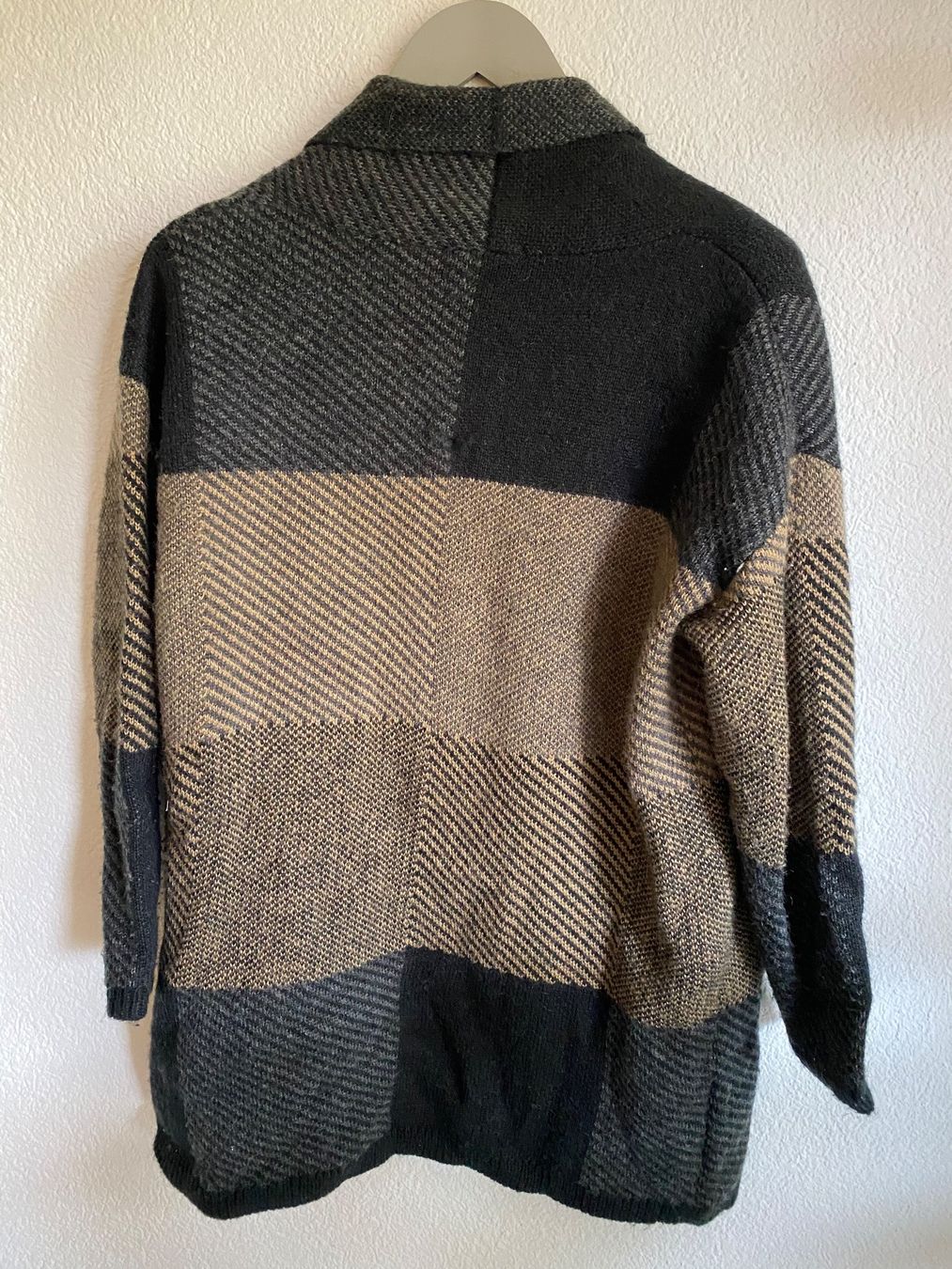 Giacche: schöne Strickjacke Mango Casual, one size – Usato da Spiegel b. Bern venduto da corn2009 1
