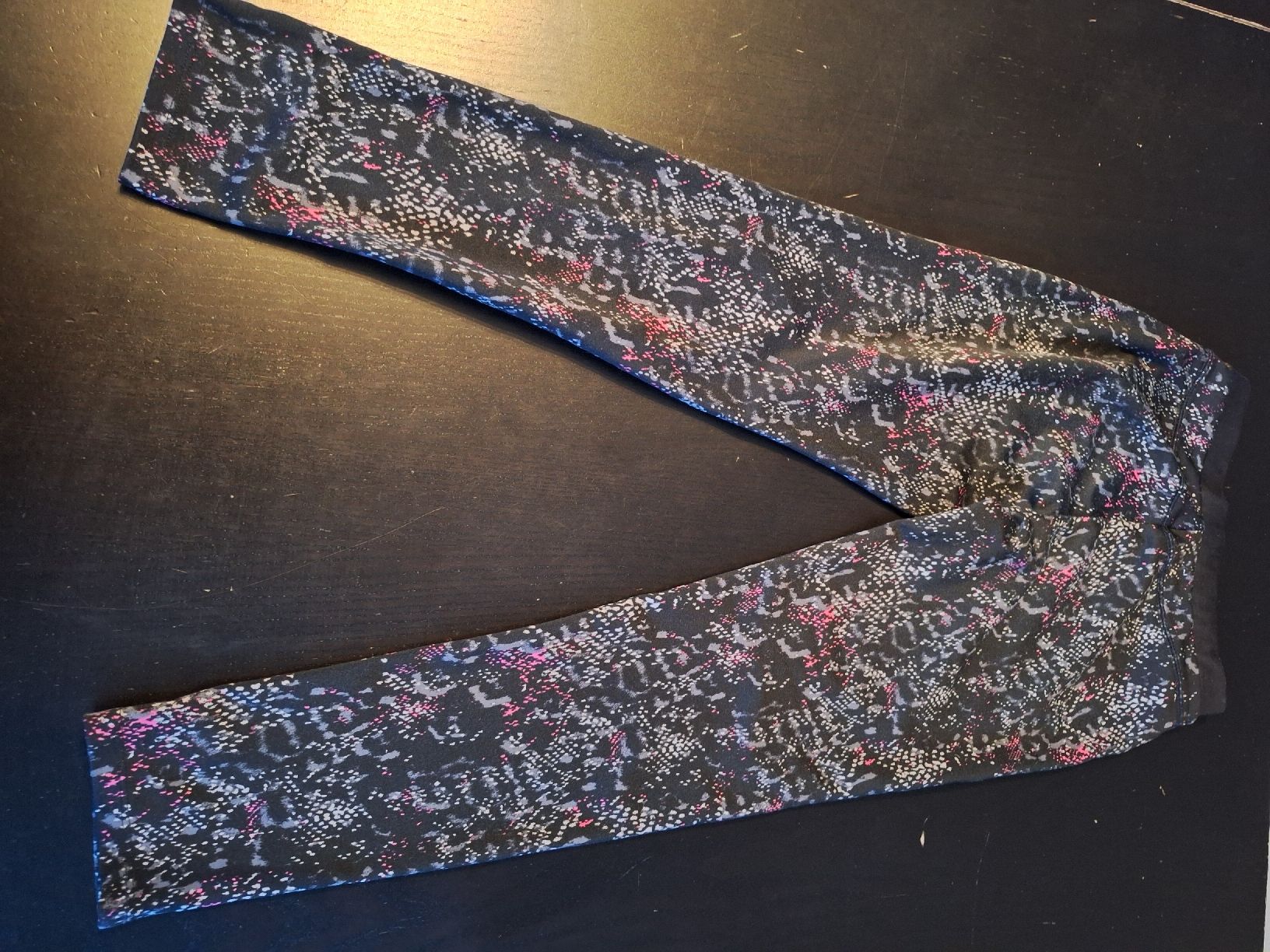 C&A Calze & Collant: Schicke Mädchen Leggings, Gr. 146 – Usato da Wilen b. Wollerau venduto da kaffirank