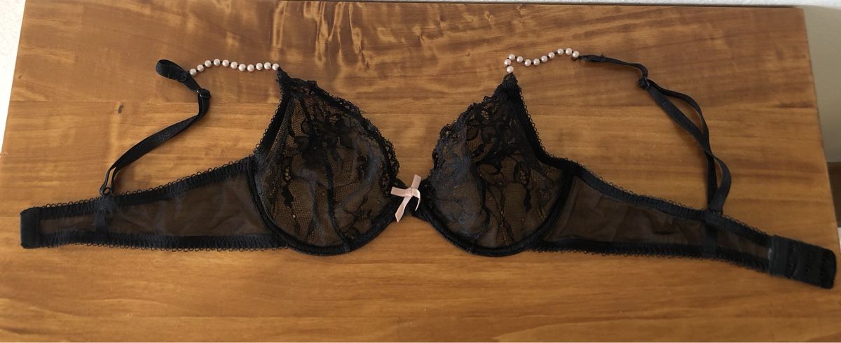 Altra biancheria intima: BH mit Spitze und Perlen – Usato da Dietlikon venduto da Luna77 1