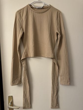 Top beige côtelé avec liens à nouer - Taille M, neuf!