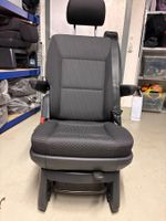 Einzelsitz für Vw MultivanT5,6,6.1, drehbar, top Zustand!