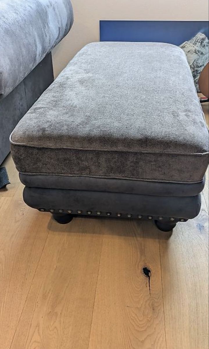 Sofas: Lieferung GRATIS: Big Sofa mit Hocker – Gebraucht aus Pfyn von Megatron22 2