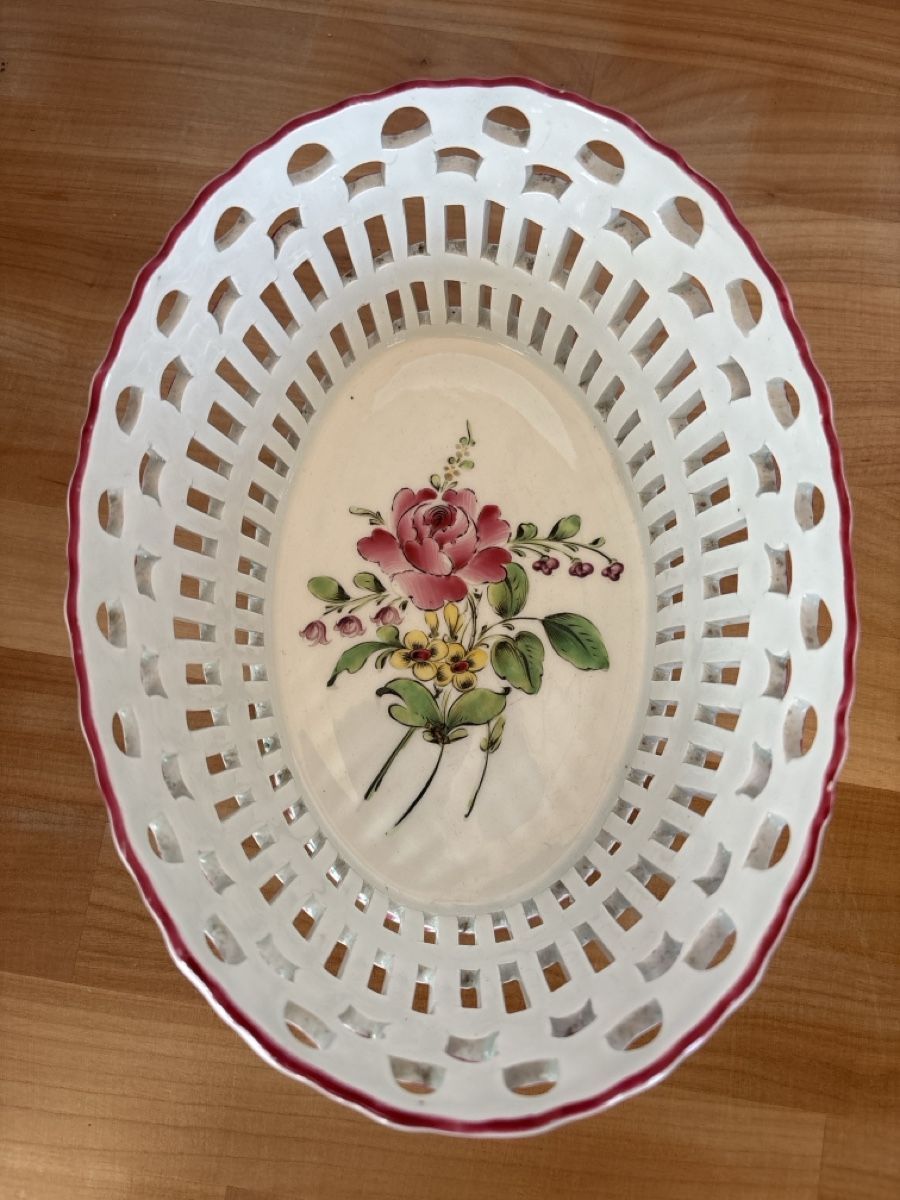 Ciotole: Keramik Schale / Korb mit Blumen Motiv – Usato da Rümlang venduto da euqinom16 2